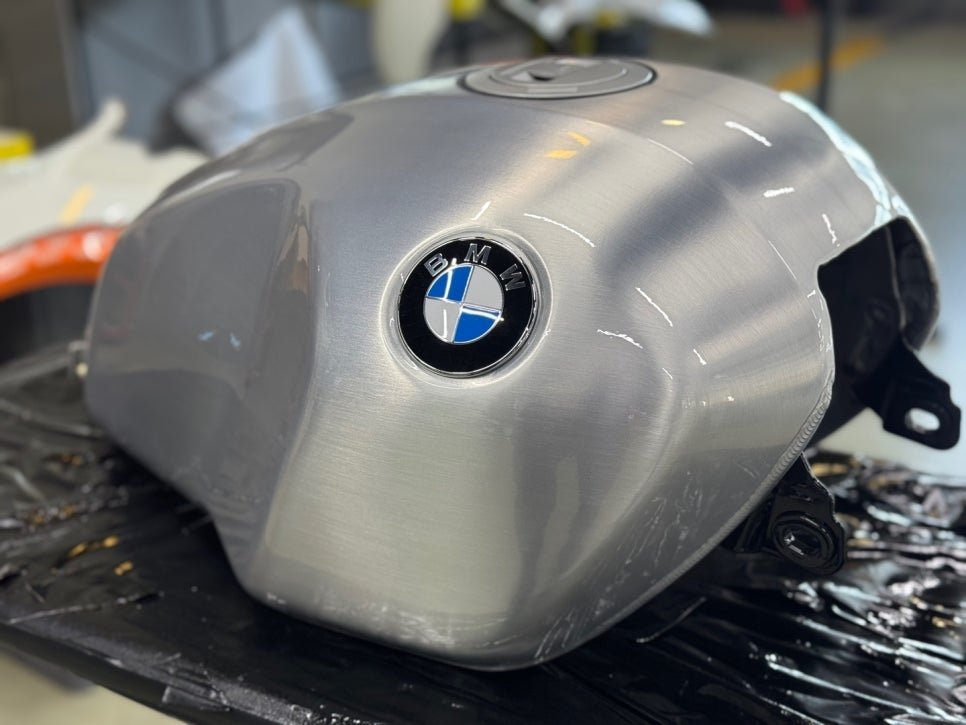 BMW R12 Nine T 바이크 랩핑